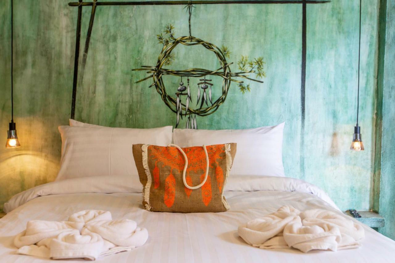בופוט Dreamcatcher Boutique Hotel מראה חיצוני תמונה